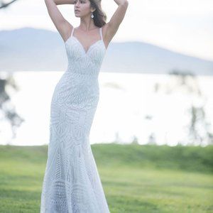 allure 9564 NUDE/IV Wedding Dress size 06